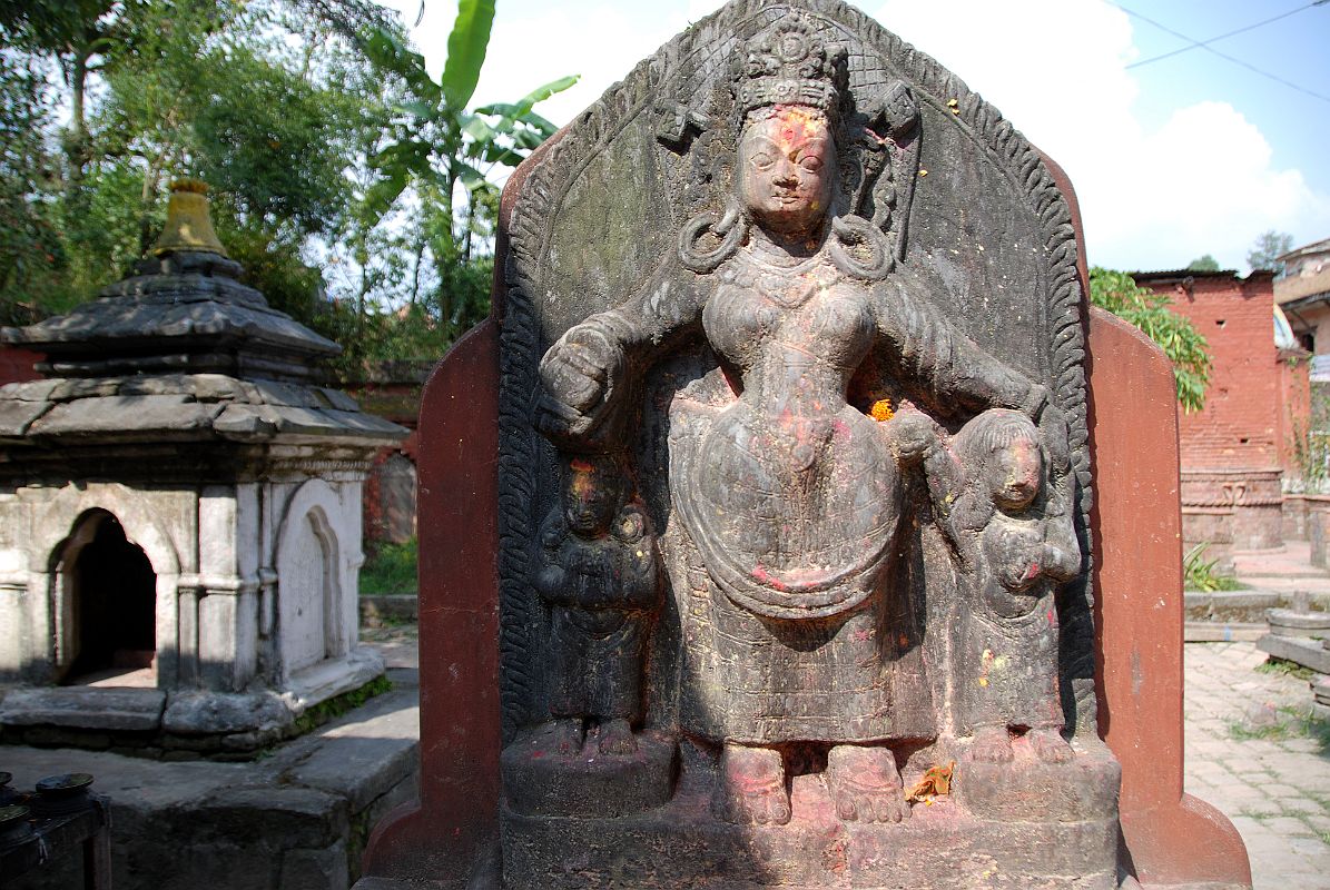 47 Kathmandu Gokarna Mahadev Temple Sitali Mai Statue 